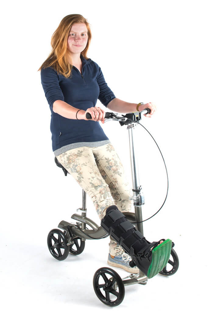 seated-walker-knee-scooters